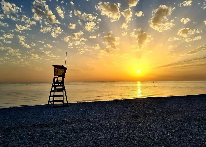 Terraza Al Mar * دينايا