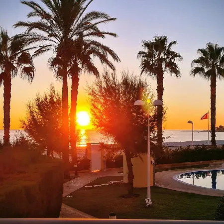 Terraza Al Mar